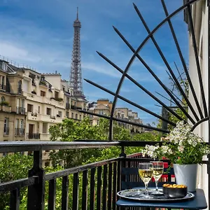Le Cercle Tour Eiffel Parijs